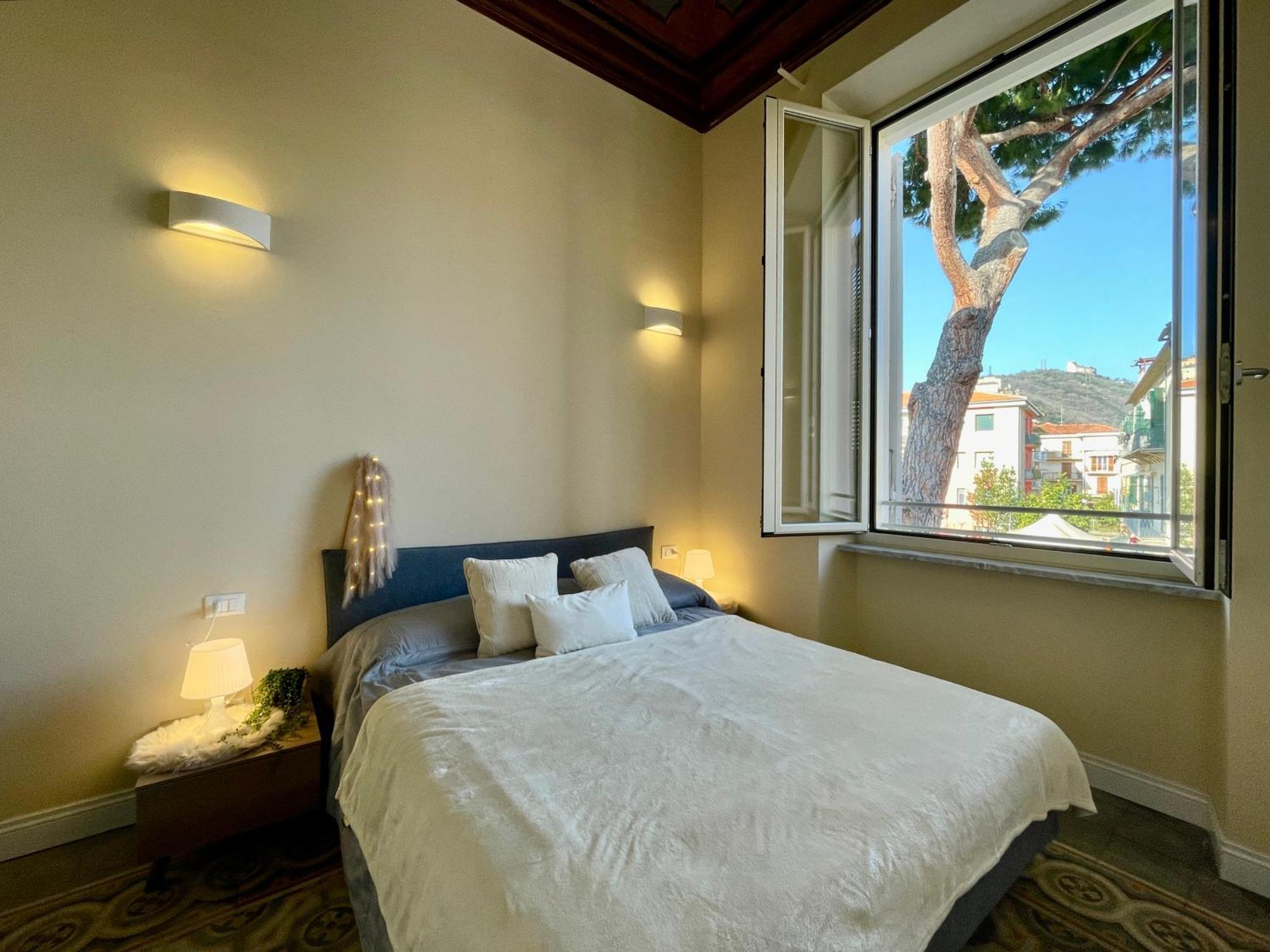 Villa Migliorini Lusso & Comfort In Finalborgo. ฟีนาเลลีกูเร ภายนอก รูปภาพ
