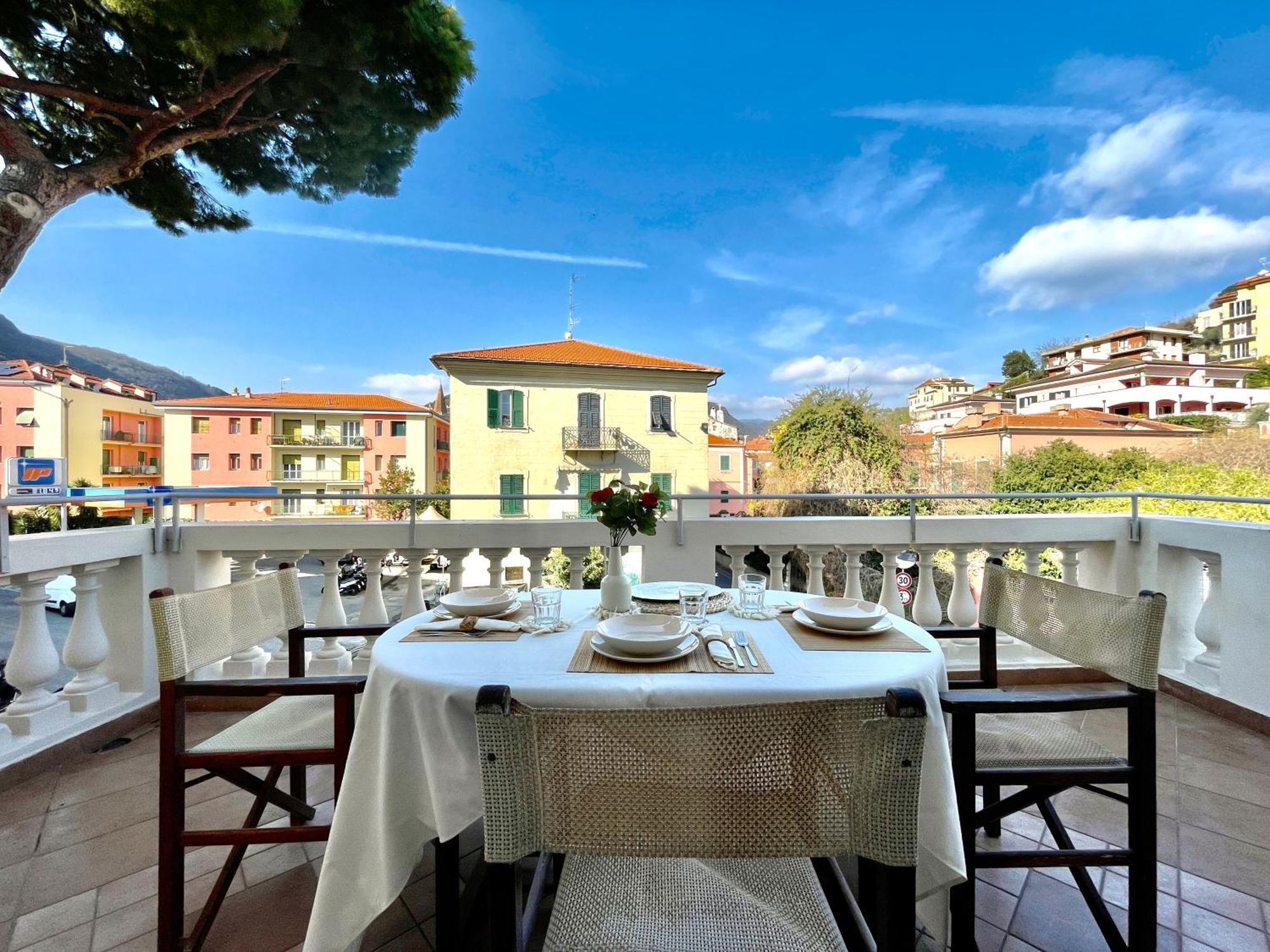 Villa Migliorini Lusso & Comfort In Finalborgo. ฟีนาเลลีกูเร ภายนอก รูปภาพ
